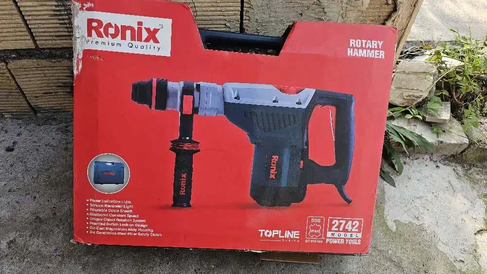 هلتی ۲۷۴۲  در حد نونو|ابزارآلات|لاهیجان, کوی خزر|دیوار