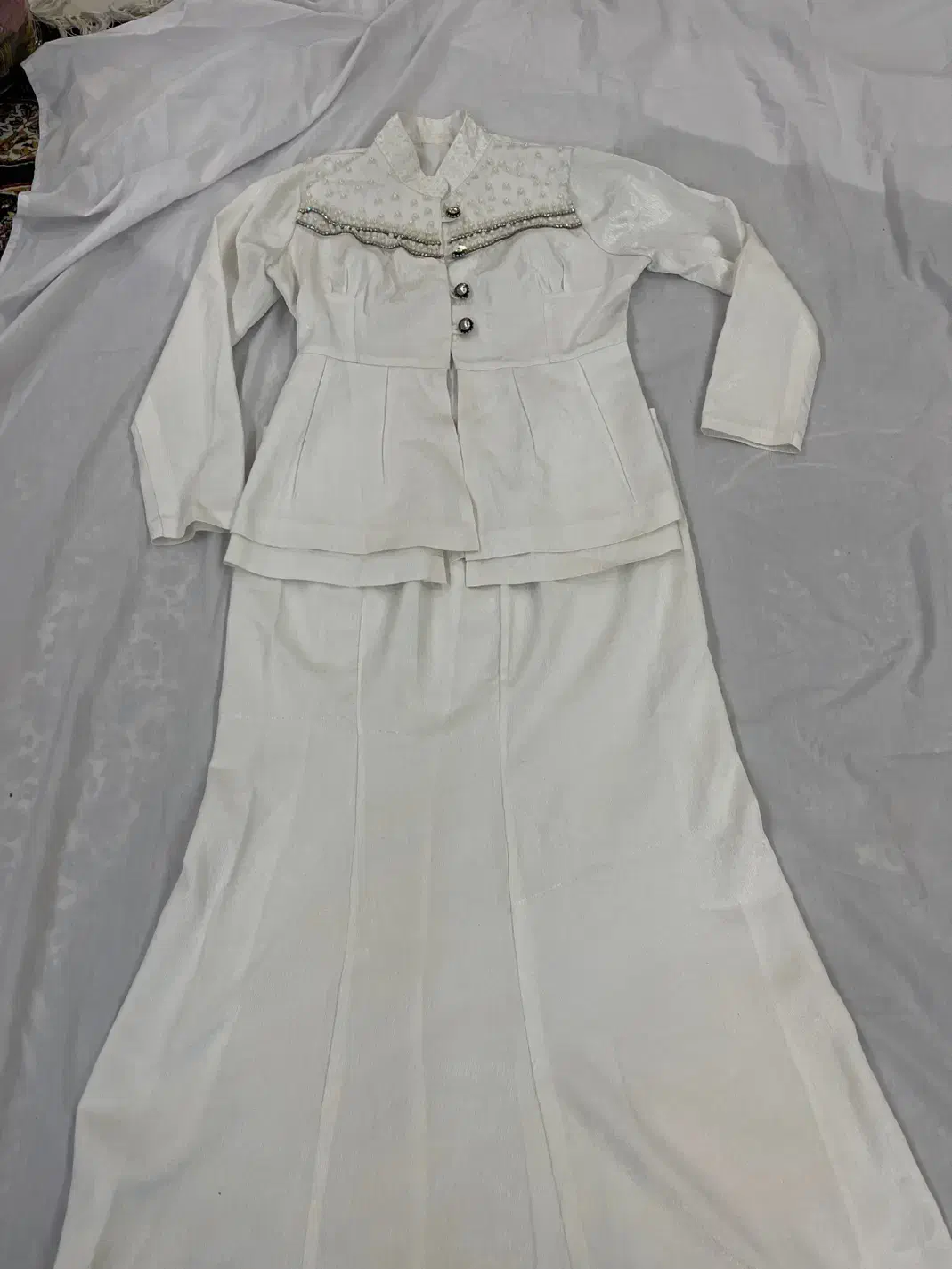 لباس مجلسی|لباس|ورامین, ورامین|دیوار