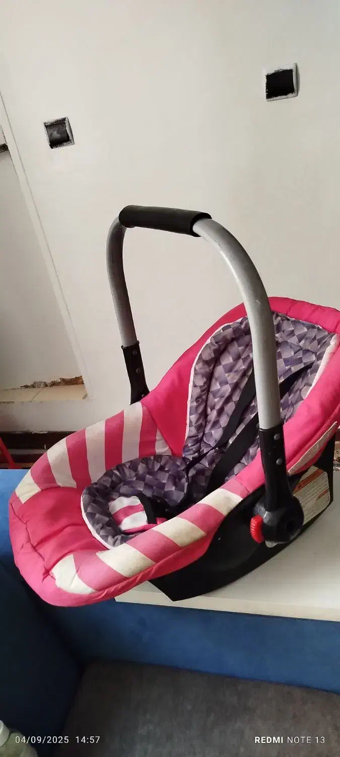 رورورک و کریر یا لالا کودک|کالسکه و لوازم جانبی|اندیشه, اندیشه فاز ۱|دیوار