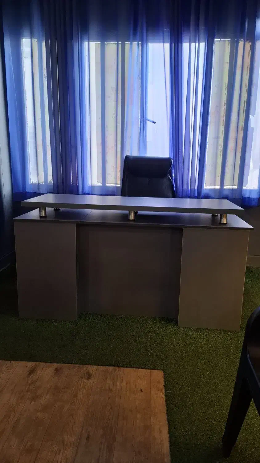 میز مدریت و صندلی|دفتر کار|رشت, چله خانه|دیوار