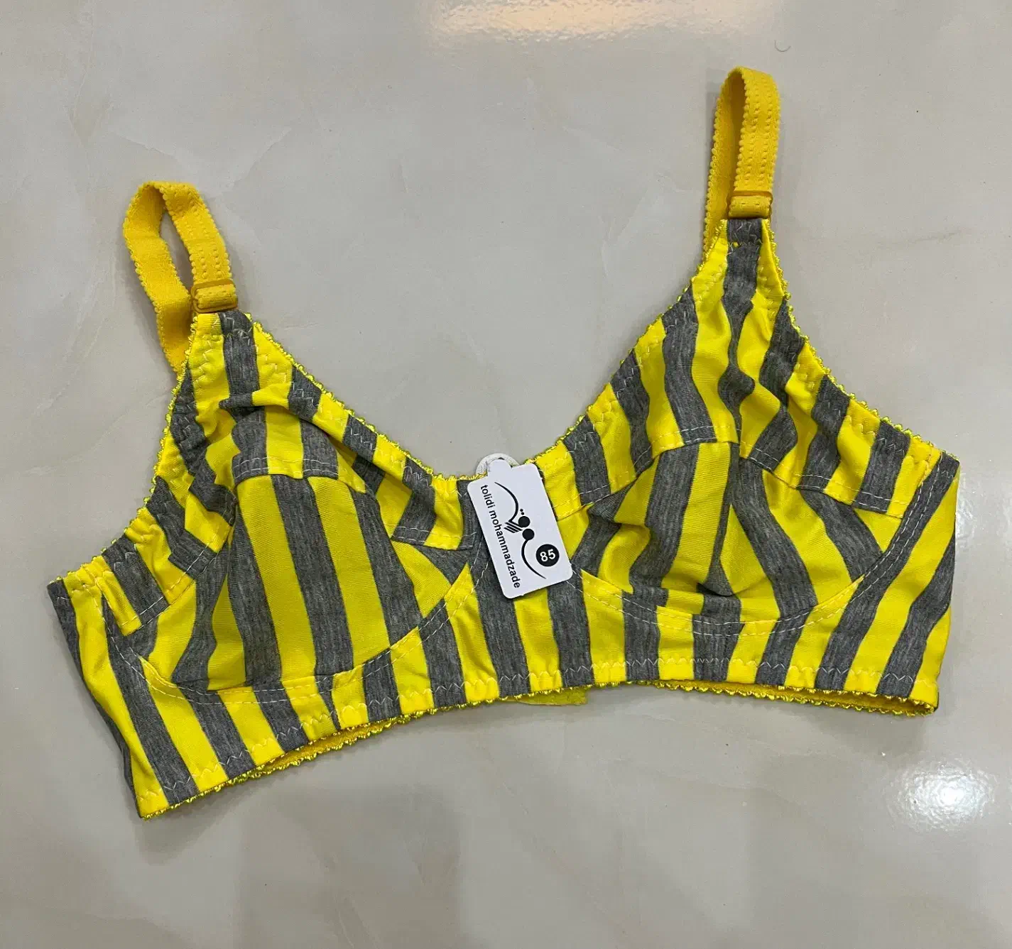 سوتین|لباس|مشهد, طبرسی شمالی|دیوار