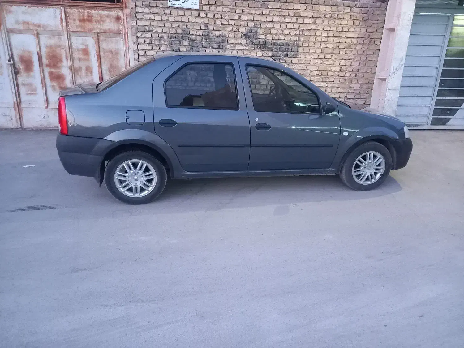 ال۹۰مدل۸۷اثتسنایی تمیز کم‌کار خانگی|خودرو سواری و وانت|خمینی‌شهر, |دیوار