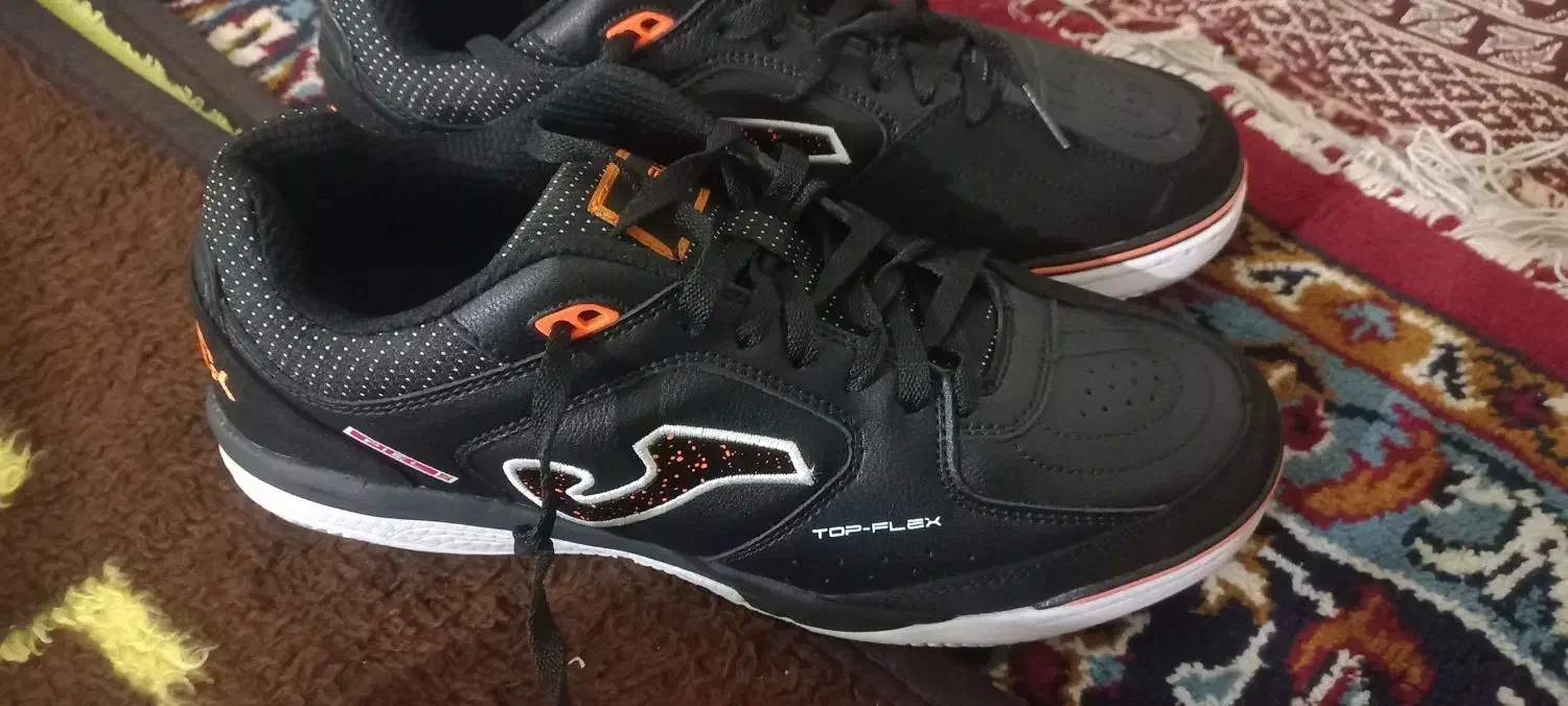 کفش سالن|تجهیزات ورزشی|نهاوند, |دیوار