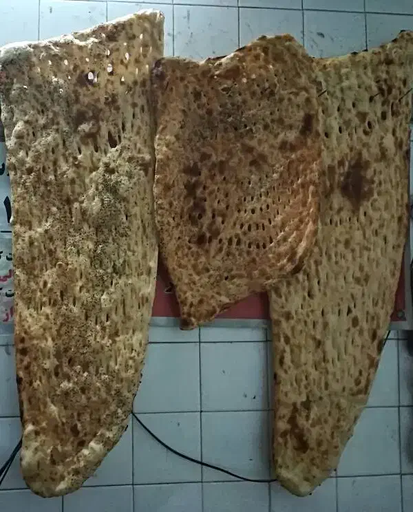 نان سنگک ریگی سنتی|خوردنی و آشامیدنی|شیراز, لب آب|دیوار