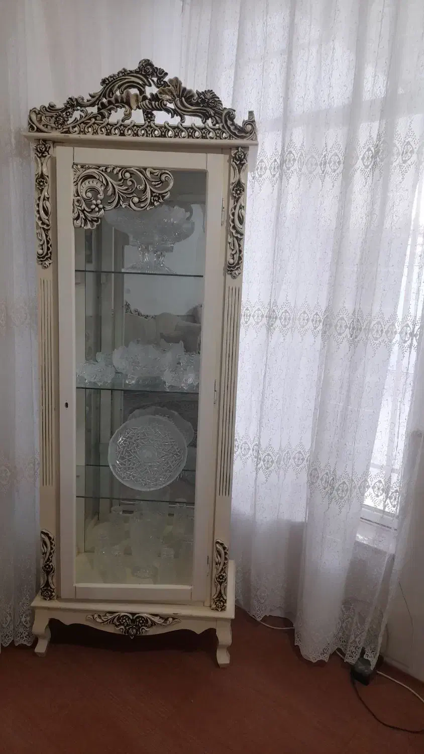 مبلمان کلاسیک ۲۲۰۰۰۰۰۰|مبلمان خانگی و میز عسلی|آباده, |دیوار