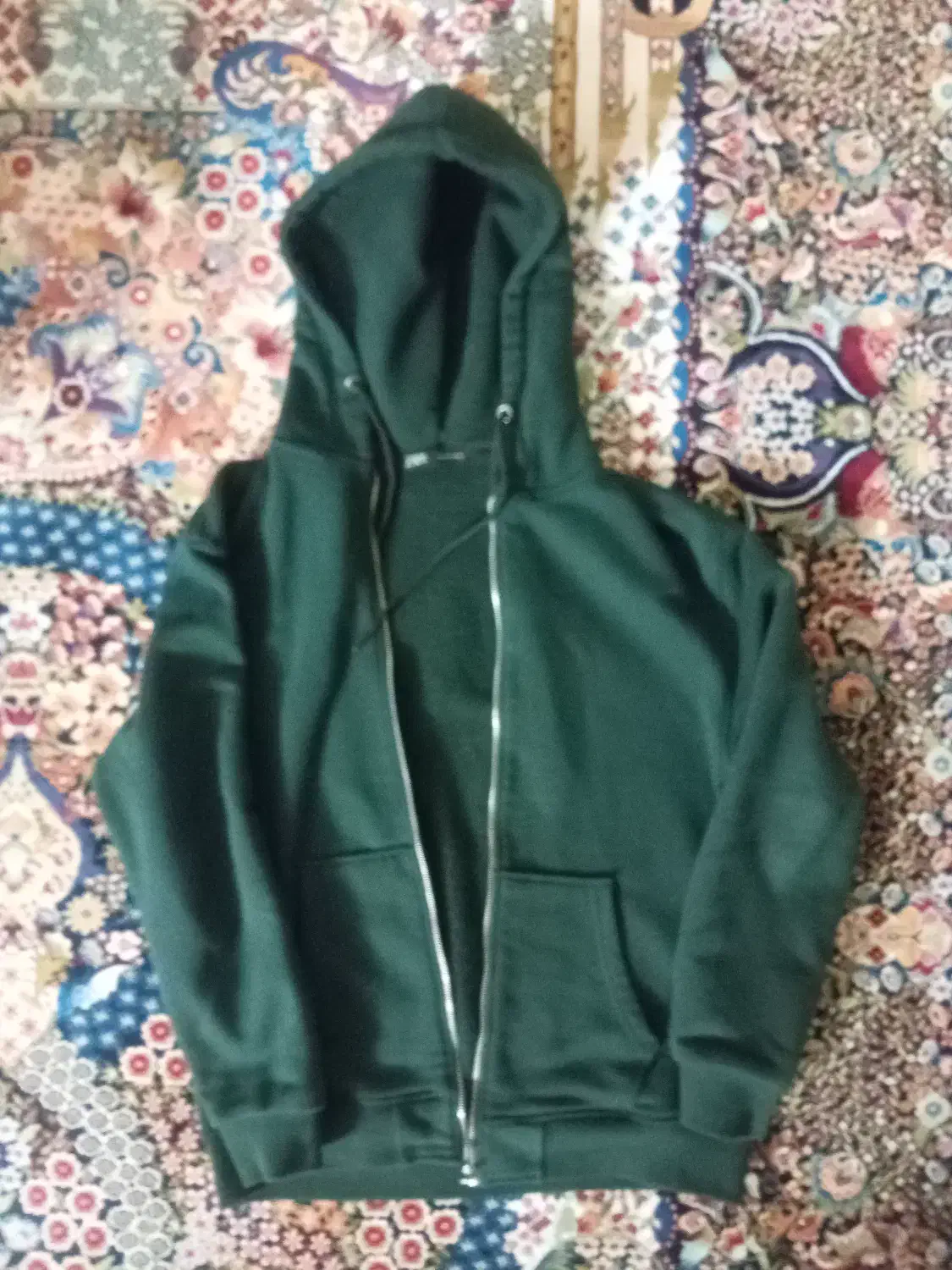 سوشرت زارا|لباس|گرگان, |دیوار