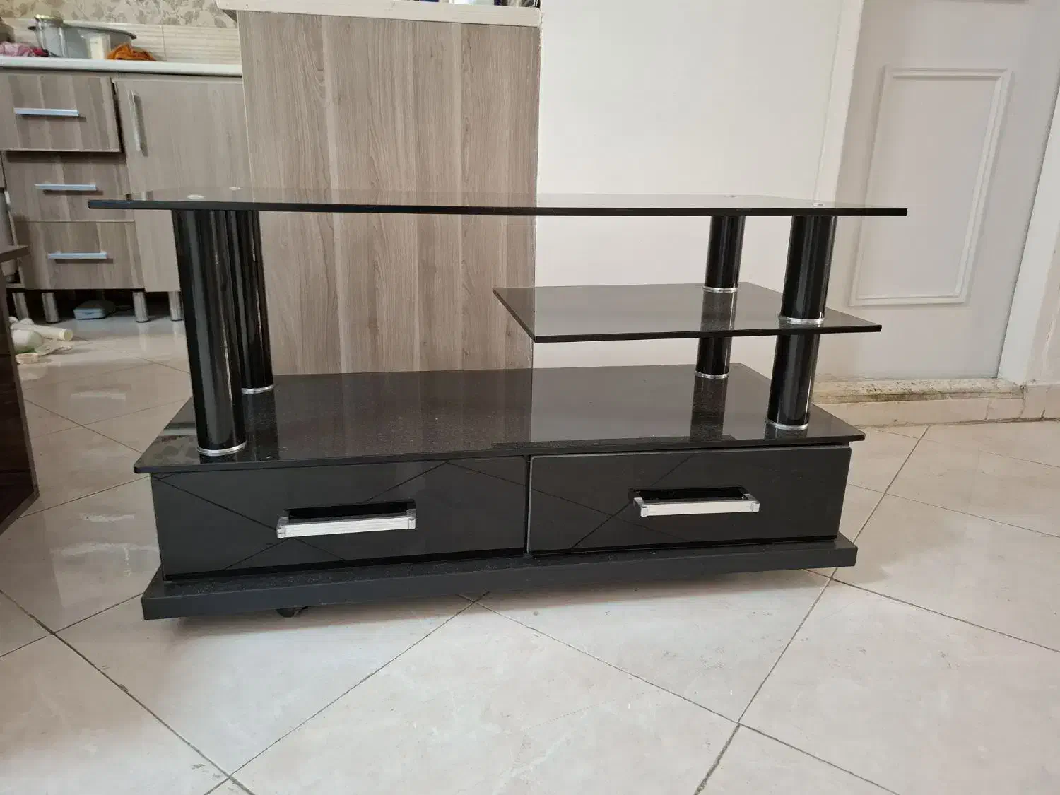میز تی وی شیشه ای مشکی شیک|میز تلویزیون|تهران, سازمان برنامه جنوبی|دیوار