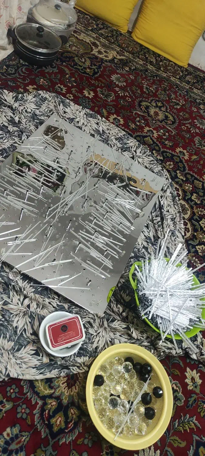 لوستر|لوستر و چراغ آویز|رباط‌کریم, رباط‌کریم|دیوار