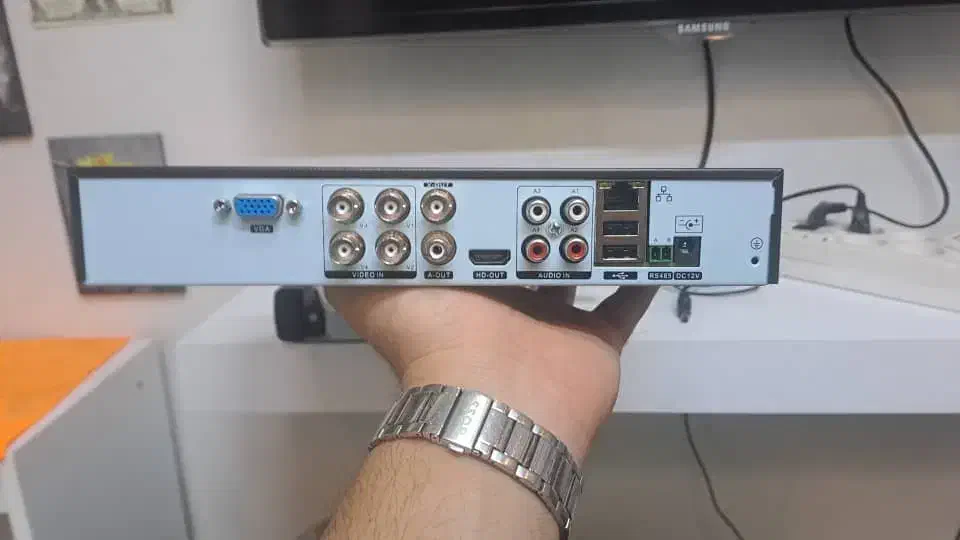 دوربین مداربسته.|دوربین مداربسته|سنقر, |دیوار