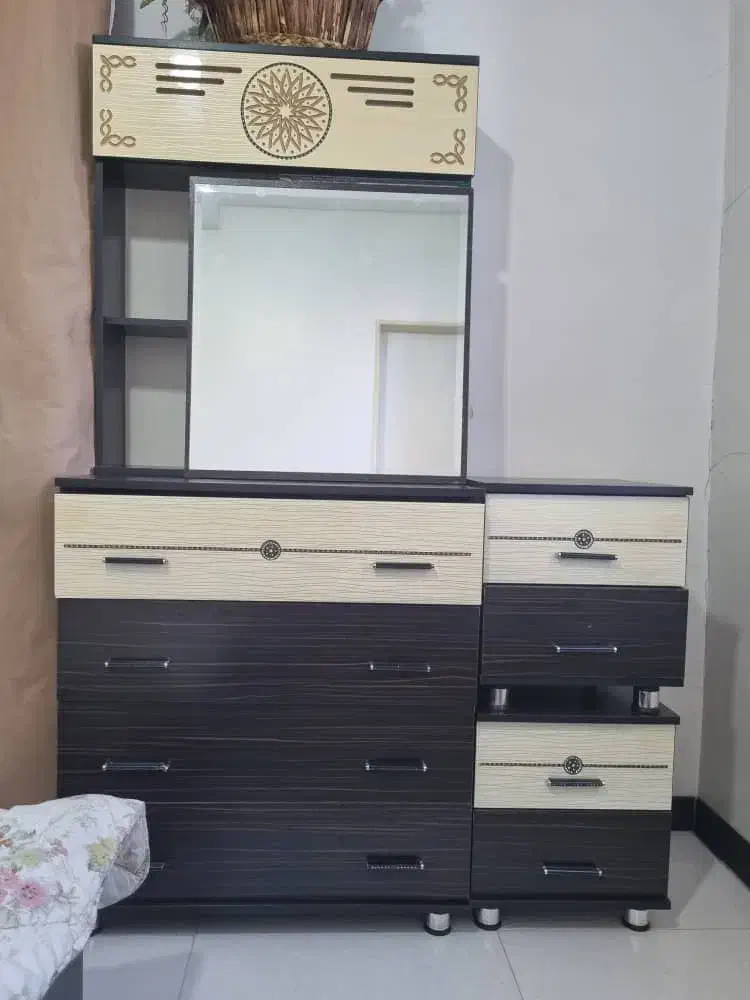 سرویس خواب|تخت و سرویس خواب|شهریار, کهنز|دیوار