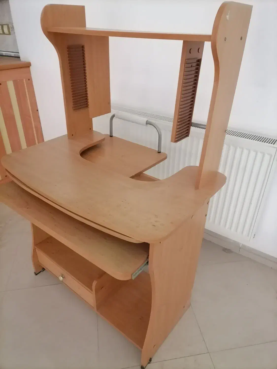 میز کامپیوتر|میز تحریر و کامپیوتر|یزد, |دیوار