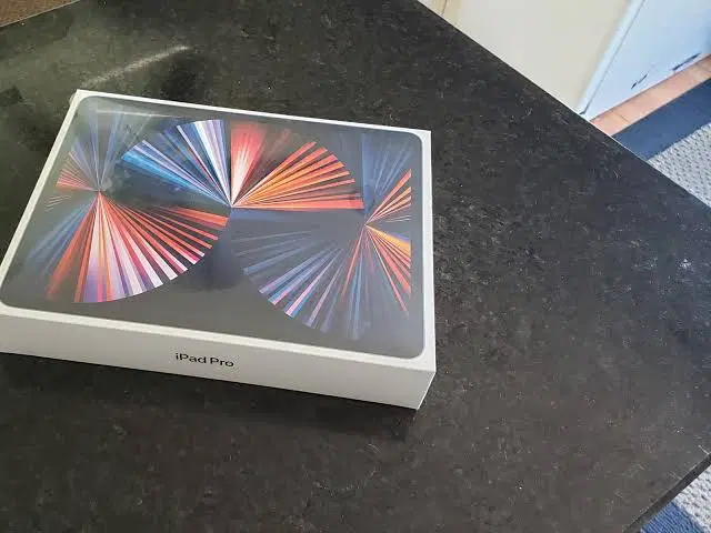 ipad pro gen5 m1 13inch|تبلت|شیراز, تل حسینآباد|دیوار