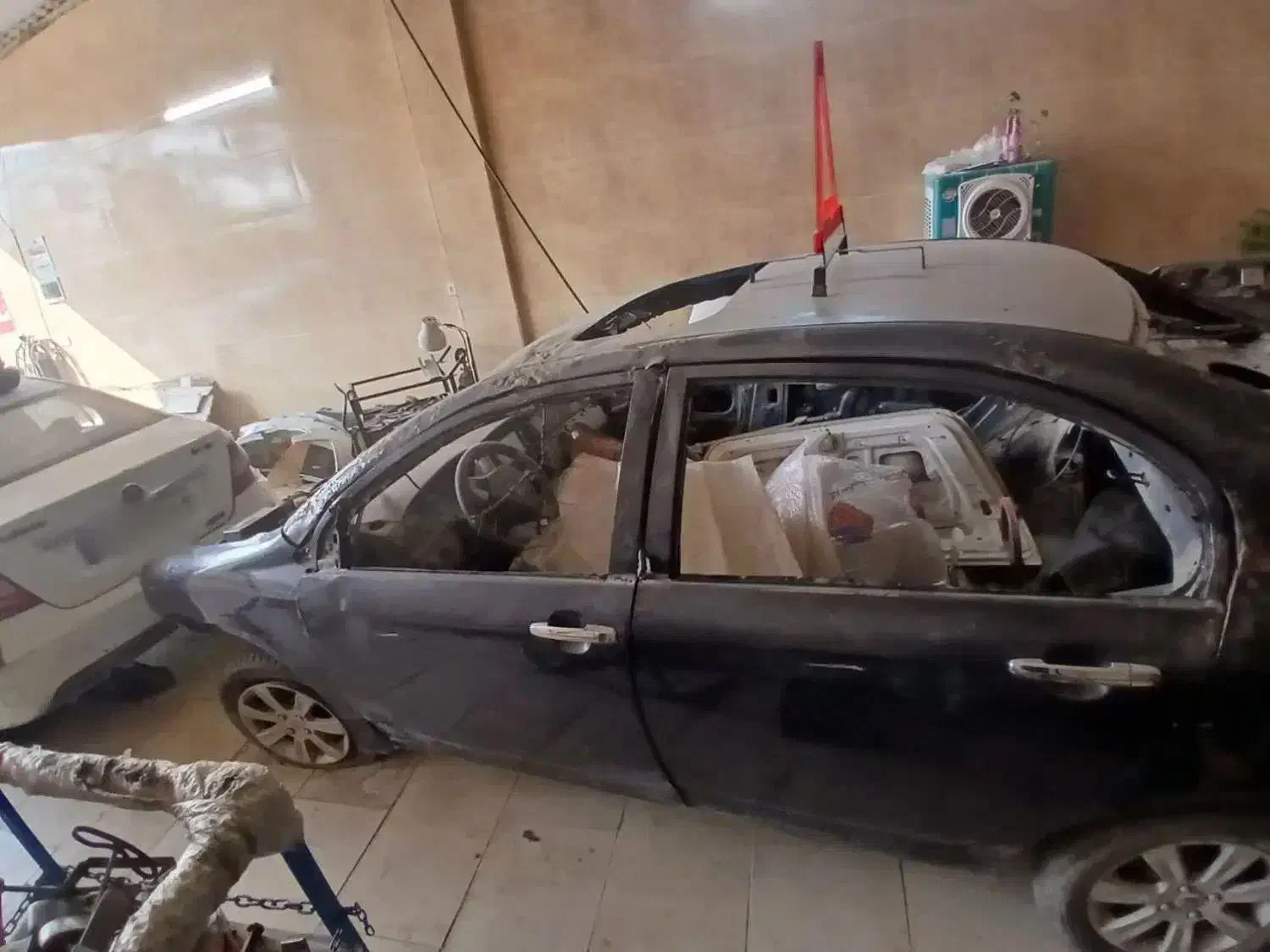 لیفان۶۲۰چپیشاسیسالممعاوضه هم دارم|خودرو سواری و وانت|مشهد, انصار|دیوار