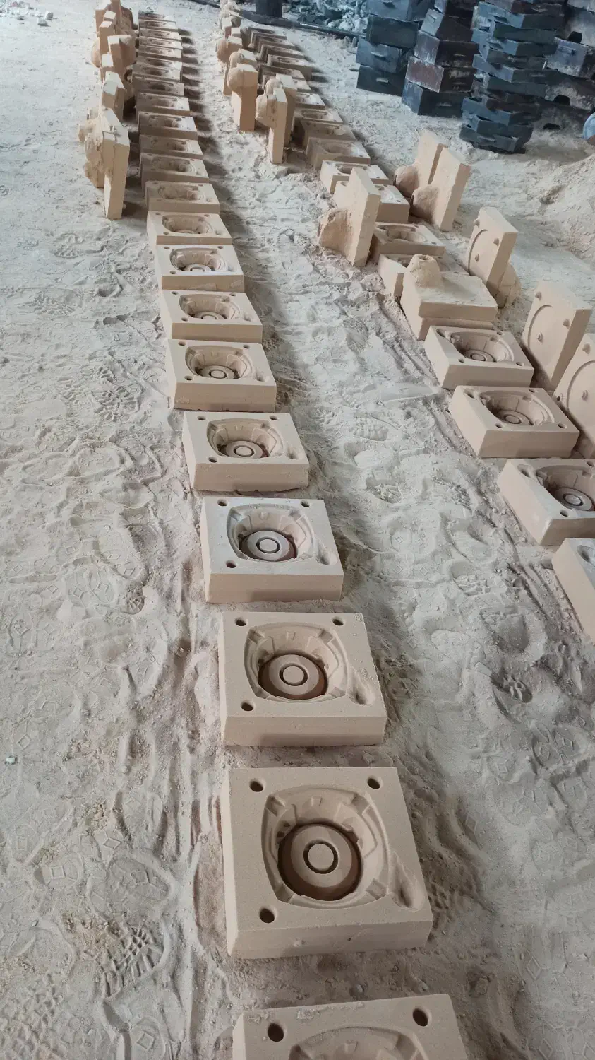 استخدام قالب گیر و کوره دار در ریخته گری|استخدام صنعتی، فنی، مهندسی|مشهد, میان ولایت|دیوار