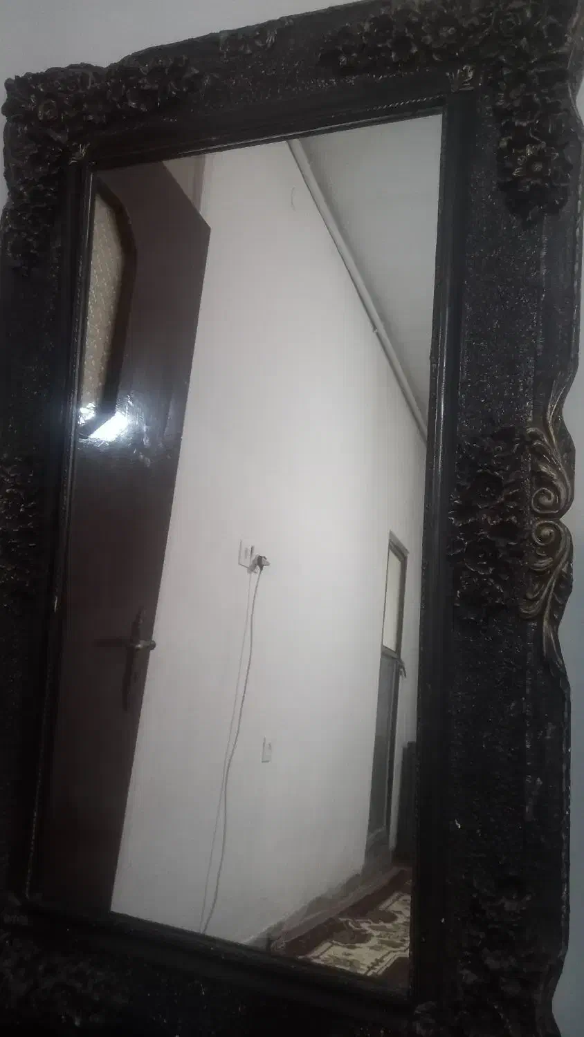آینه|آینه|اراک, |دیوار