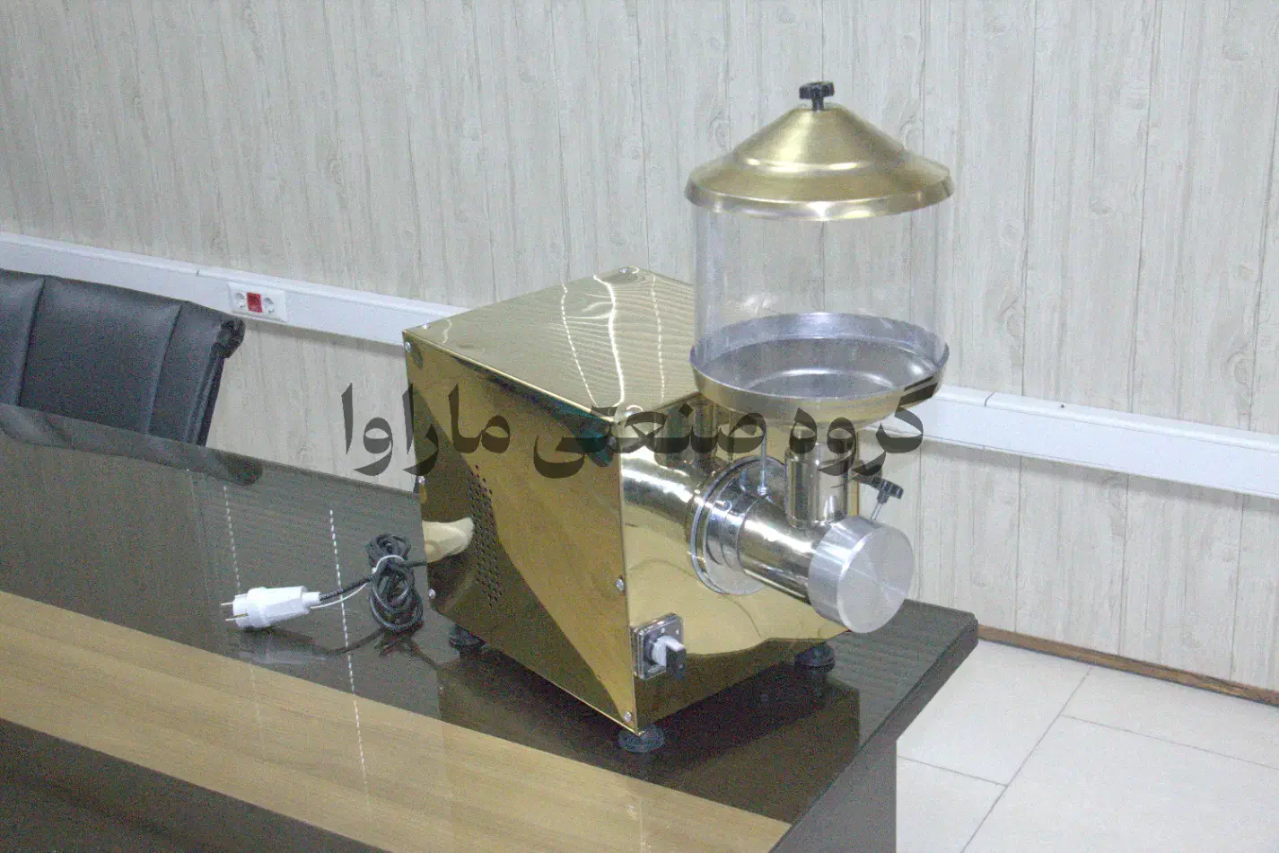 دستگاه کره گیر ارده گیری مغزیجات بادام زمینی فندق|ماشینآلات صنعتی|کرمان, |دیوار