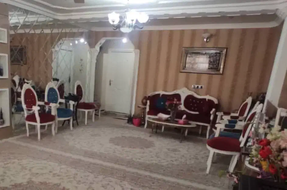 فروش مبل 9 نفره کلاسیک با چوب راش|مبلمان خانگی و میز عسلی|گرگان, |دیوار