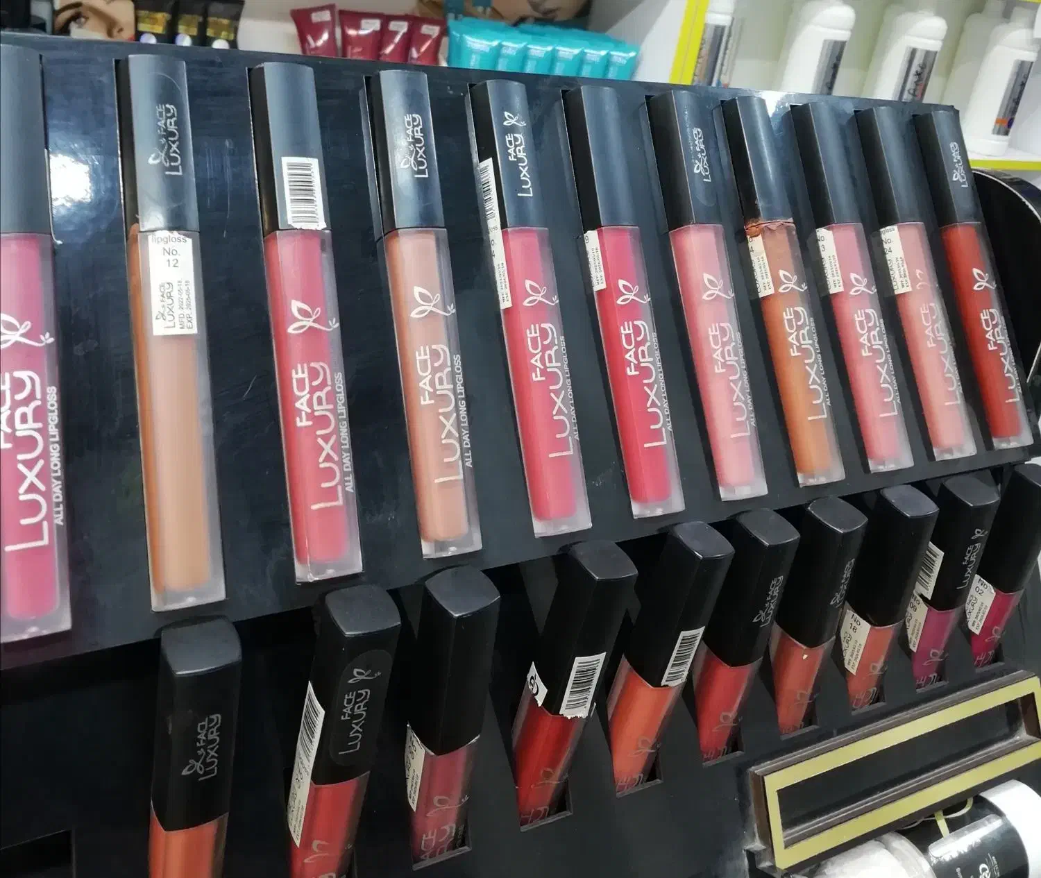 رژ لب مایع. کرم پودر|آرایشی، بهداشتی، درمانی|مشهد, یوسفیه (شهرک غرب)|دیوار