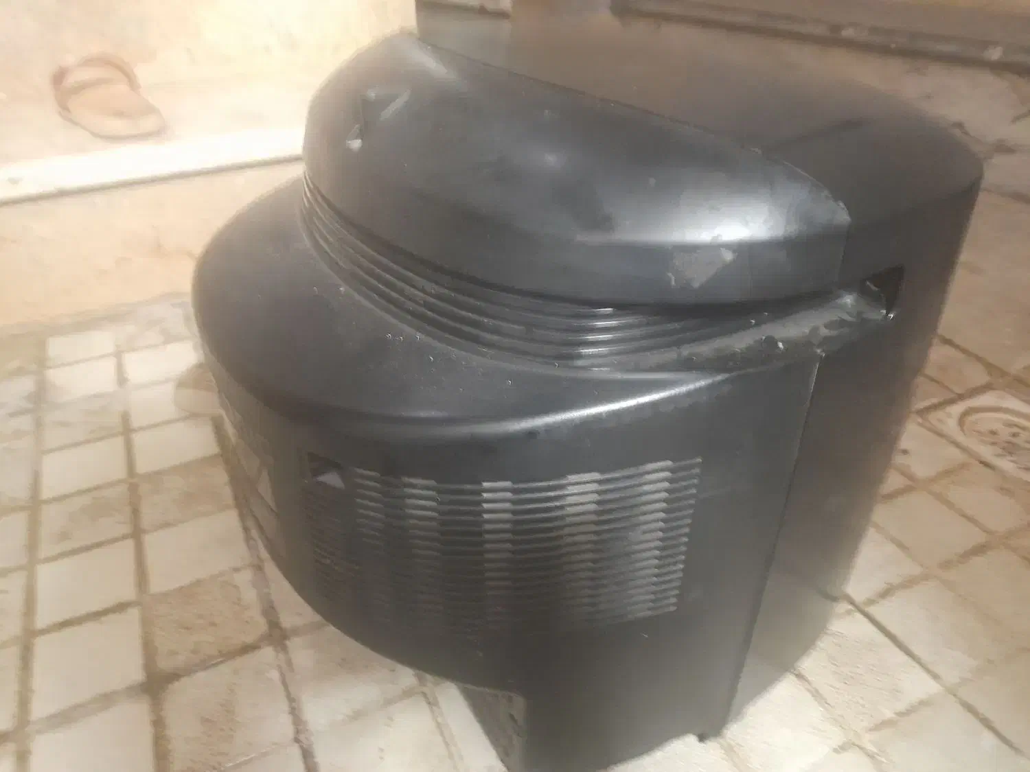 تلویوزیون ۱۴ انج سالم|تلویزیون و پروژکتور|سنندج, |دیوار