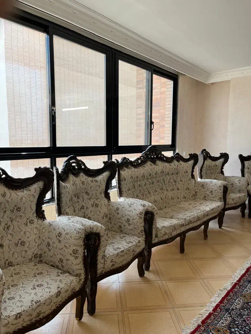 مبل ۸ نفره جنس چوب|مبلمان خانگی و میز عسلی|اصفهان, ملک|دیوار