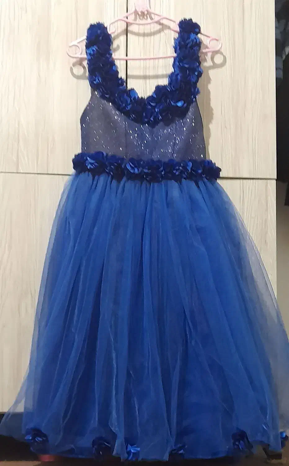 لباس. مجلسی دخترانه|لباس|خسروشاه, |دیوار