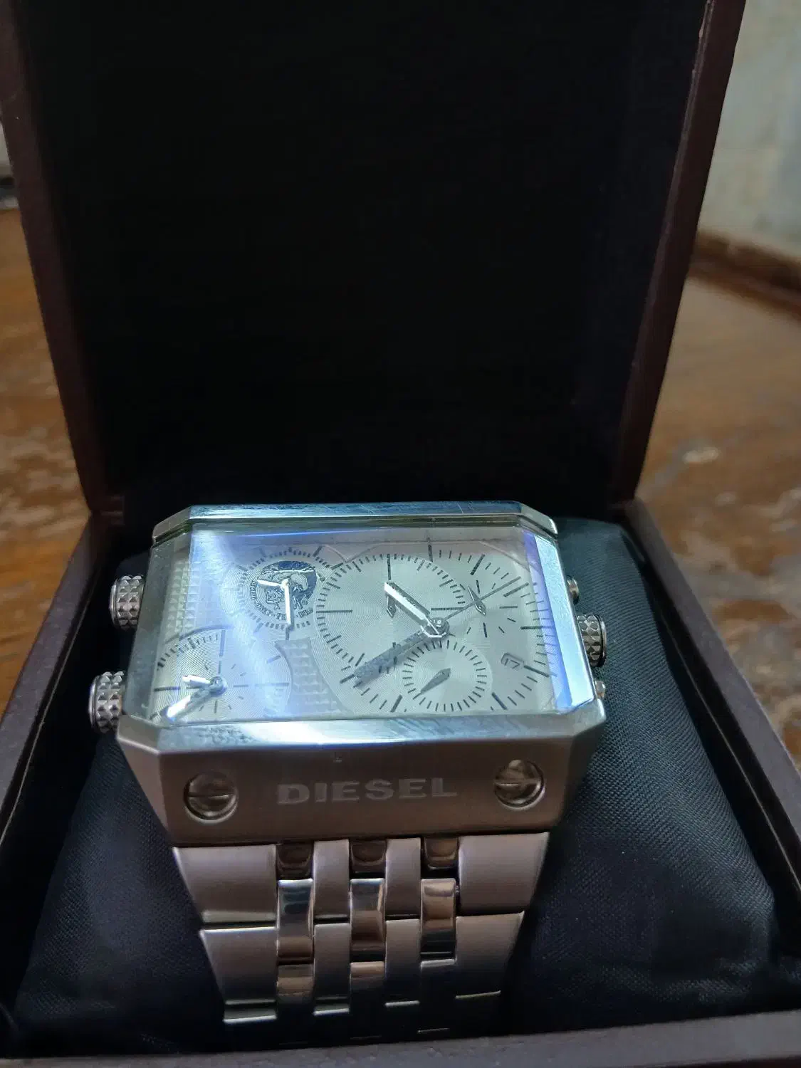 ساعت مچی|ساعت|اندیمشک, |دیوار