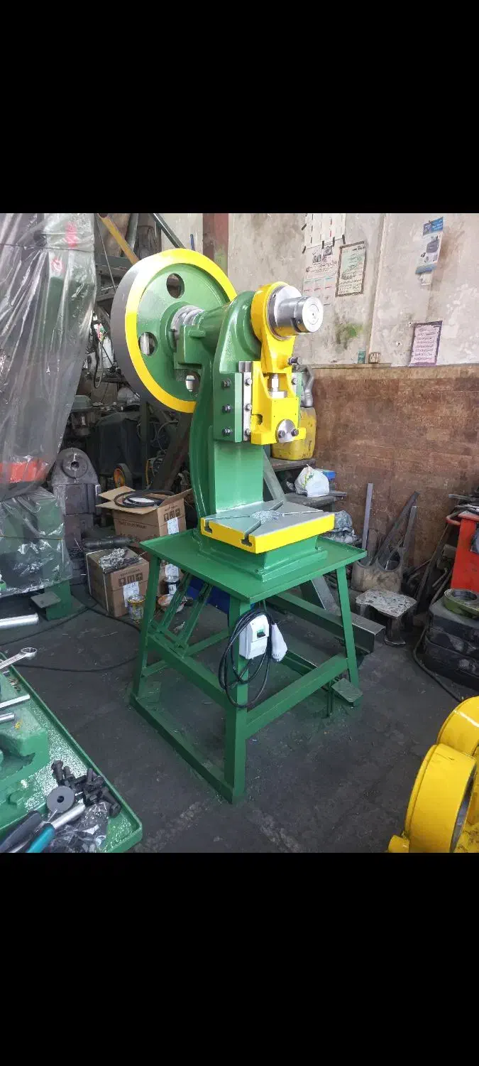 پرس ۱۲ تن میهن|ماشین‌آلات صنعتی|تبریز, |دیوار