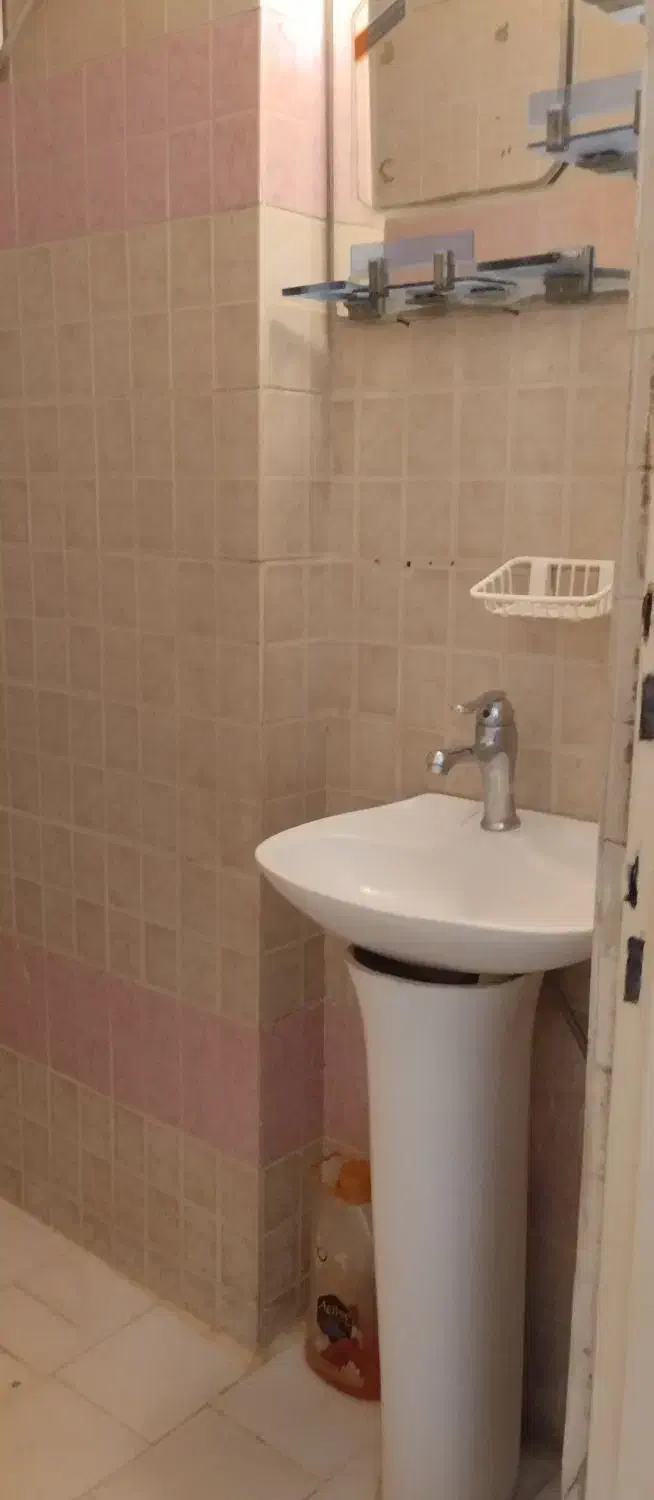 احاره آپارتمان|اجارهٔ آپارتمان|بندر انزلی, معلم|دیوار