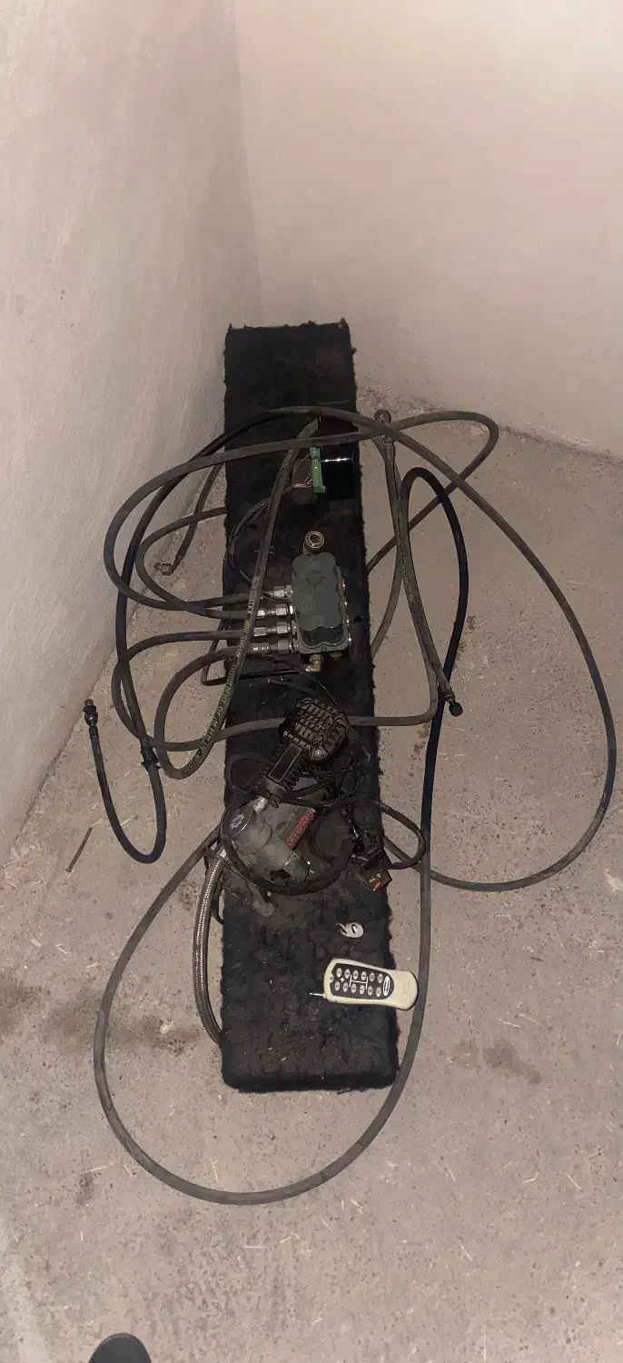 پنو پژو سالم سالم|قطعات یدکی و لوازم جانبی|شیراز, شهرک ویلایی بهاران|دیوار