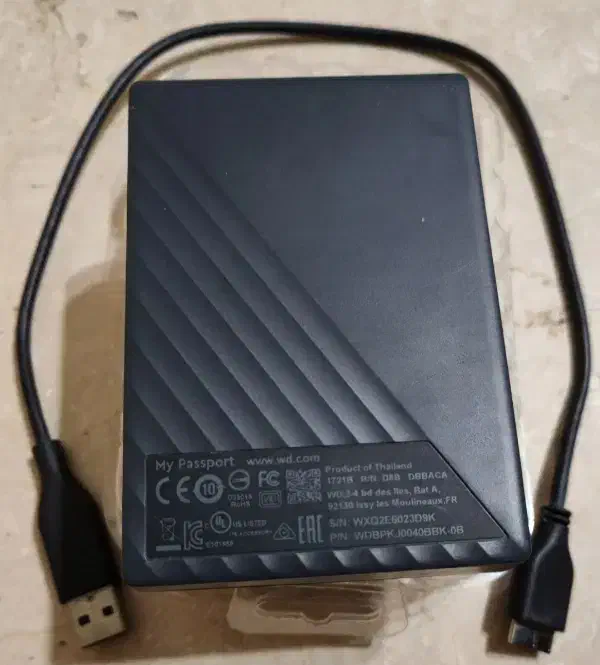هارد اکسترنال ۴ ترابایت WD وسترن|قطعات و لوازم جانبی رایانه|قرچک, باقرآباد|دیوار