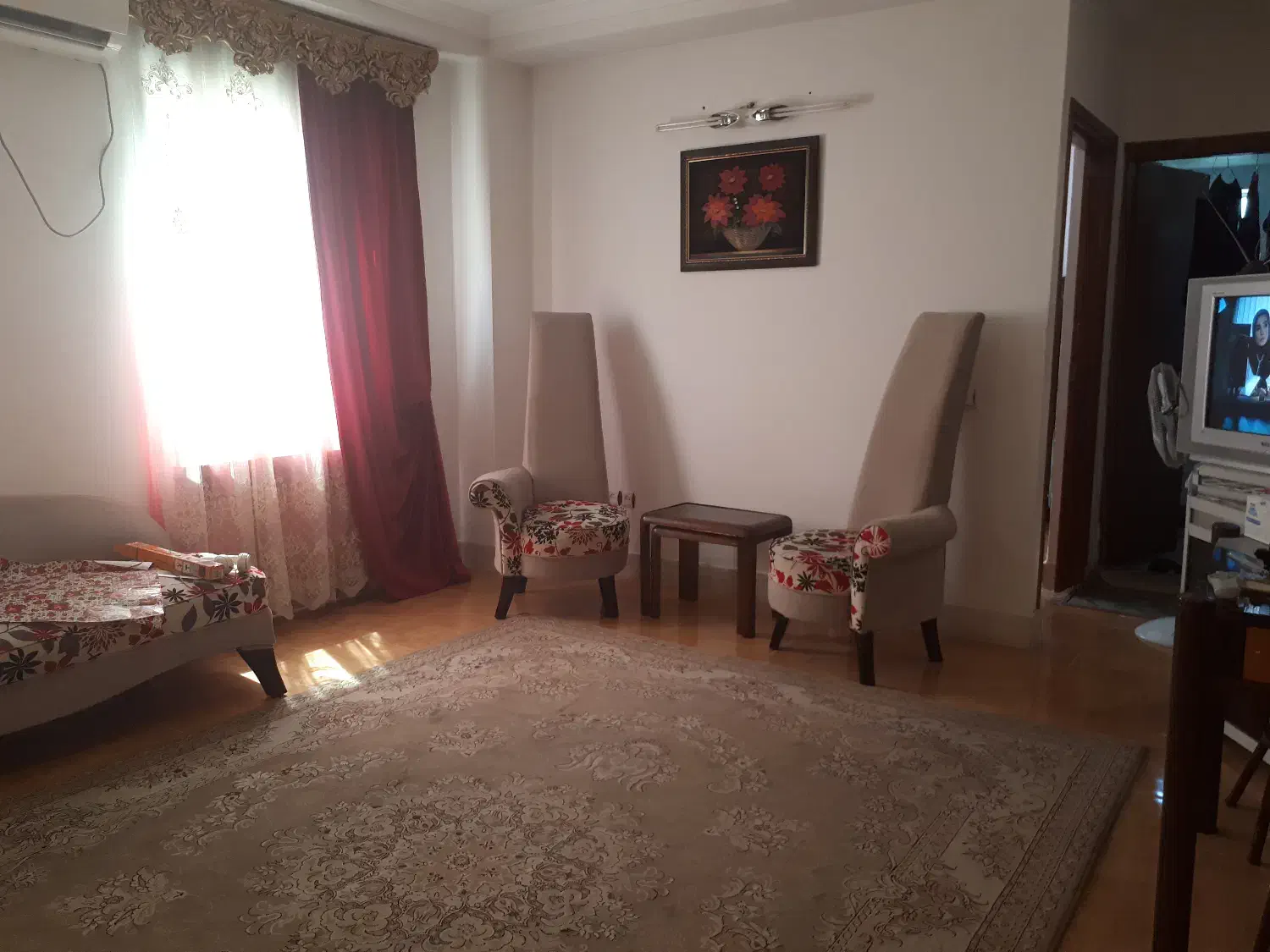 مبلمان راحتی پنج نفره|مبلمان خانگی و میز عسلی|بابل, |دیوار