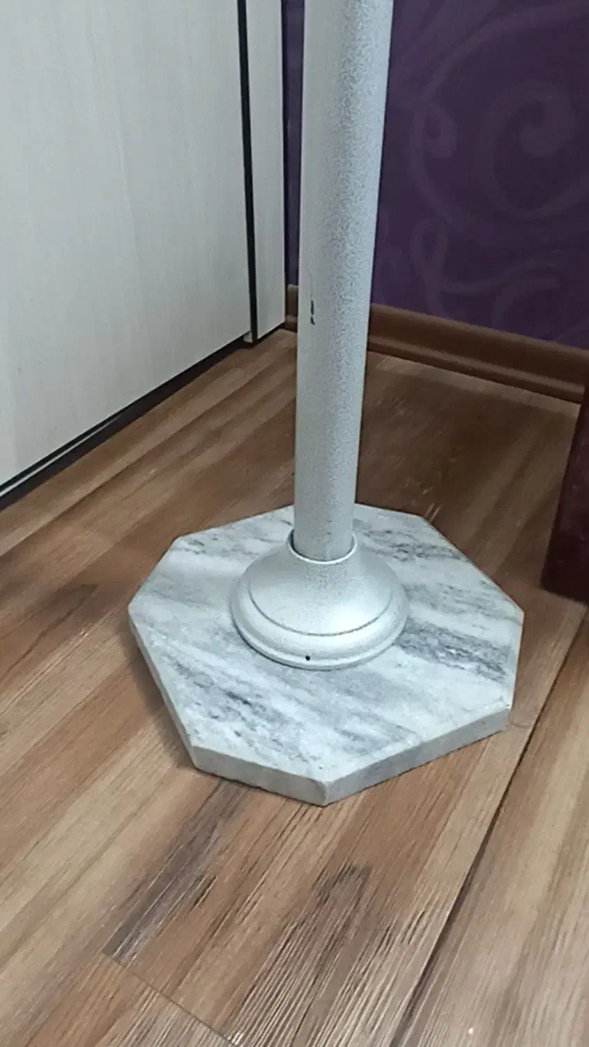 جالباسی|بندرخت و رختآویز|نیشابور, امین اسلامی|دیوار