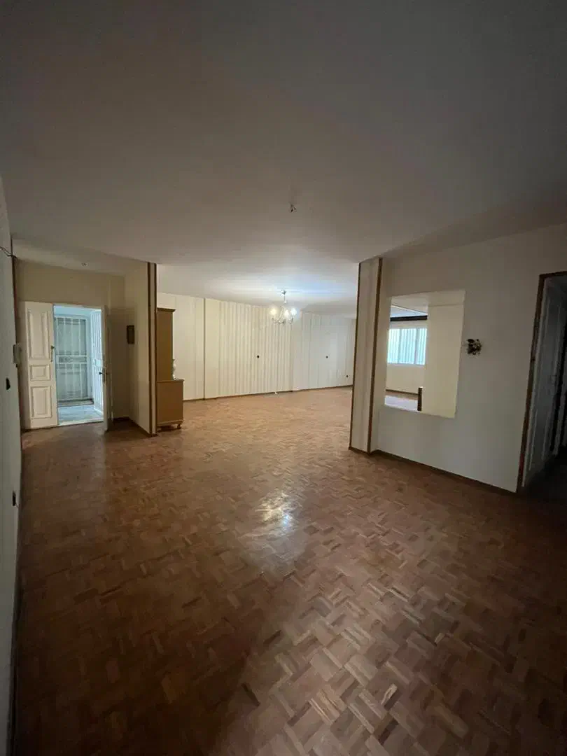 زعفرانیه ۱۹۰ متر سه خواب