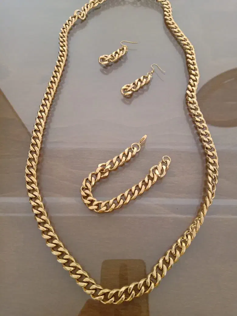 ست کارتیربسیارشیک رنگ ثابت باطلامو نمیزنه|جواهرات|تهران, سازمان آب|دیوار