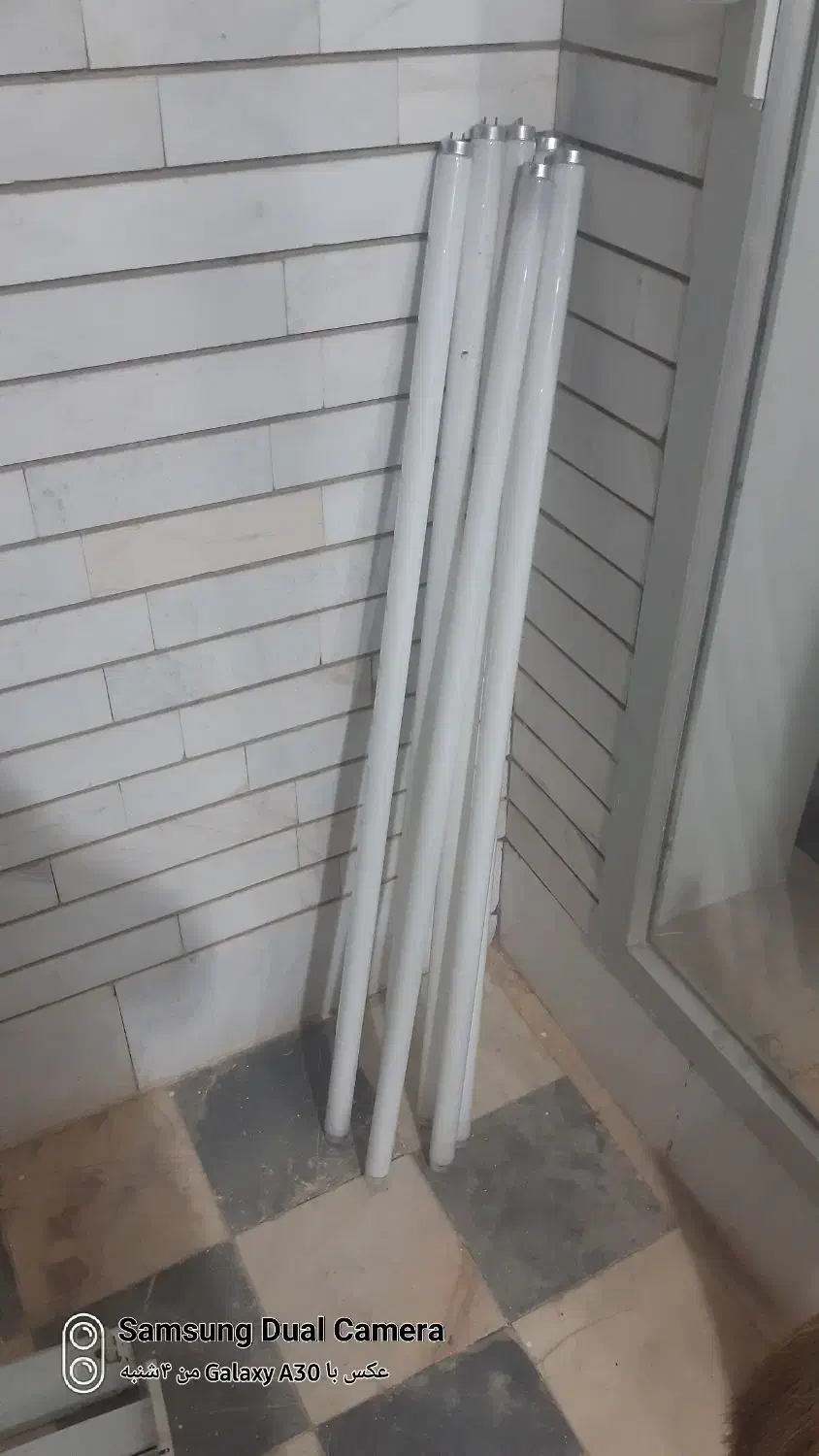 مهتابی وجامهتابی قدیمی ۵عدد سالم ۱میلیون تومان|لامپ و چراغ|شهرضا, |دیوار