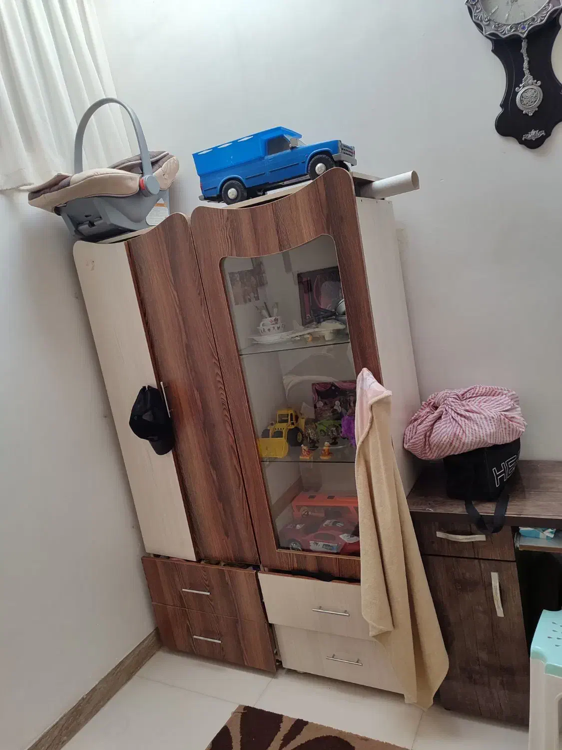 کمد و تخت|تخت و صندلی بچه|کاشمر, |دیوار