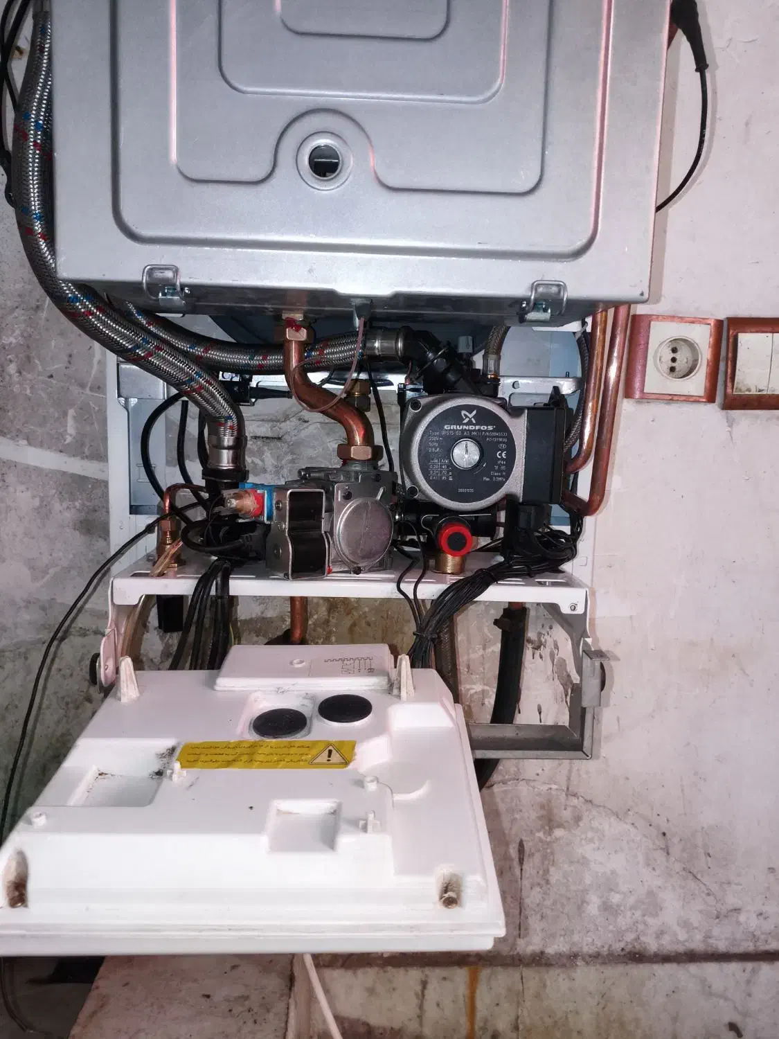 پکیج calda Venezia|آبگرمکن، پکیج، شوفاژ|سبزوار, امیریه|دیوار