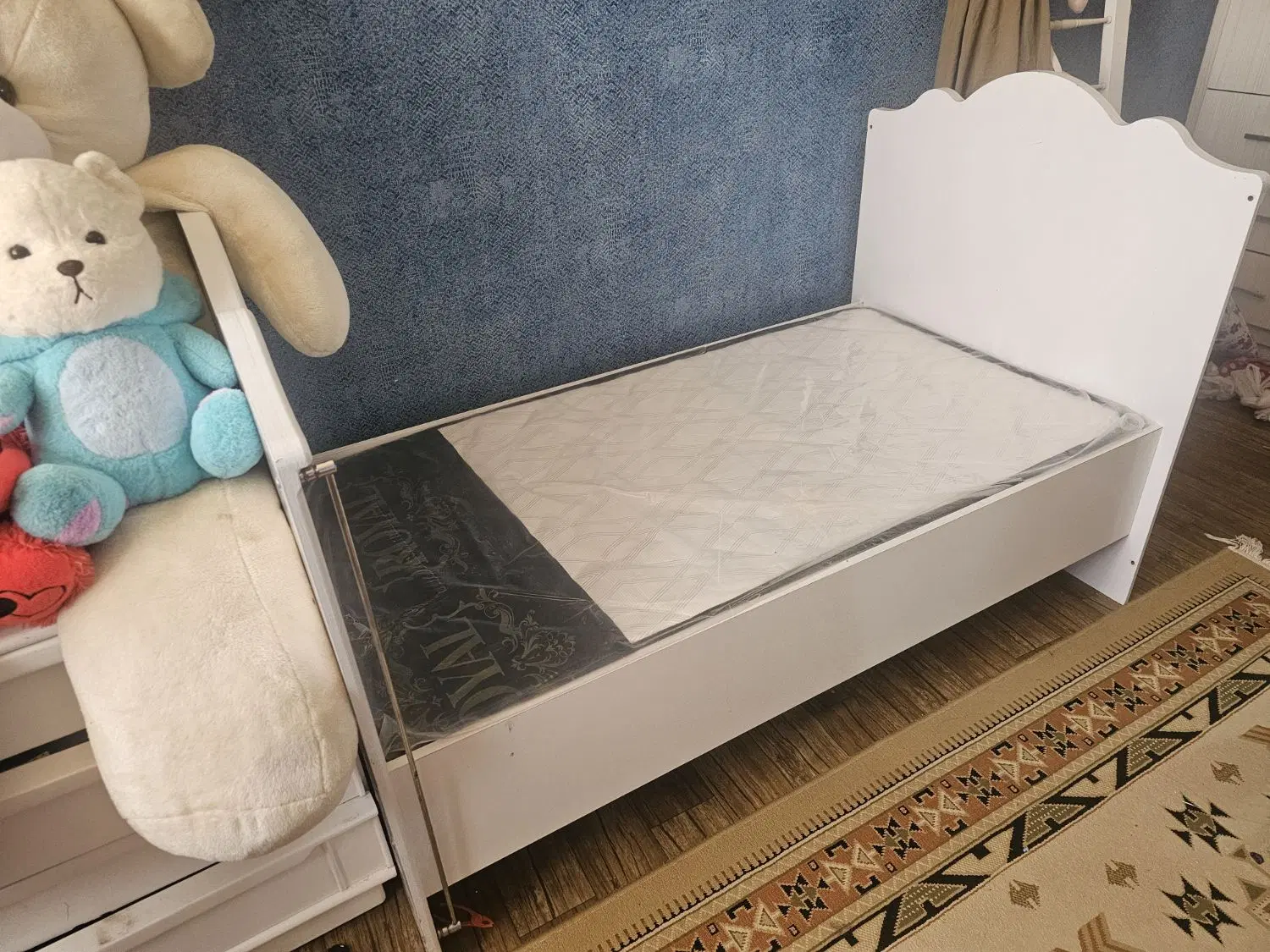 تخت|تخت و سرویس خواب|بوشهر, |دیوار