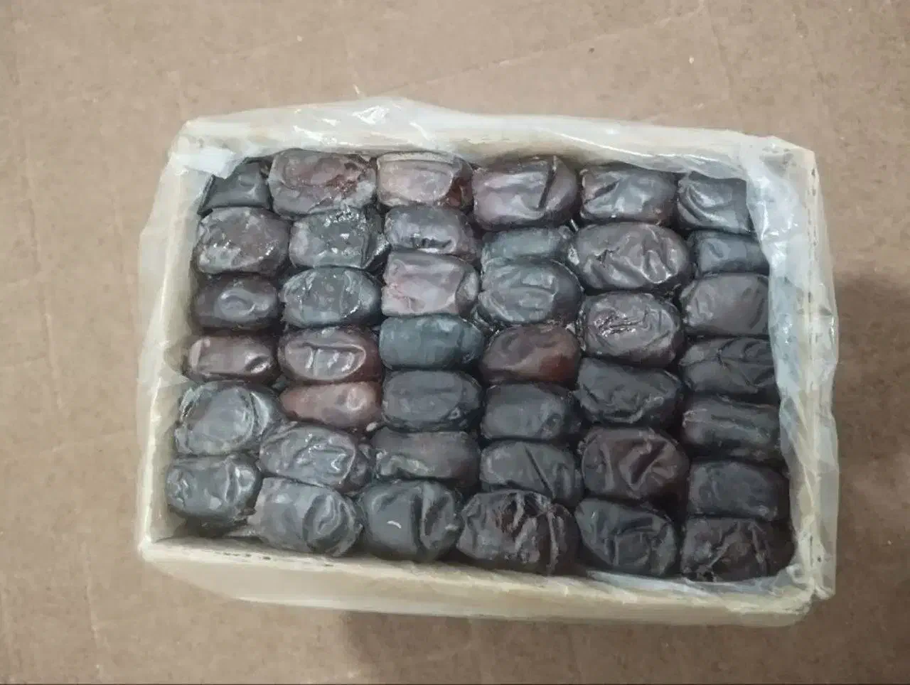 خرمای مضافتی|خوردنی و آشامیدنی|رشت, دباغیان|دیوار