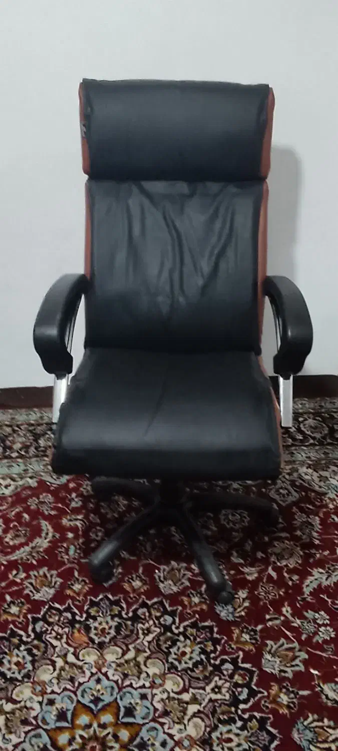 صندلی|صندلی و نیمکت|یاسوج, |دیوار