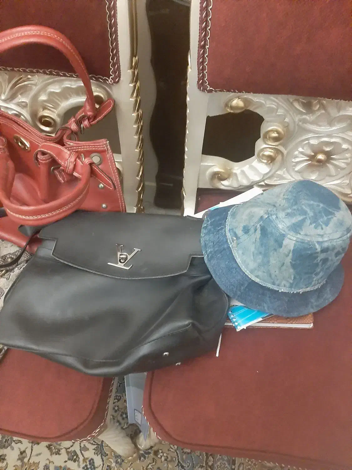 ۳تاکیف سالم وجنس خوب|کیف، کفش، کمربند|تهران, چوب تراش|دیوار