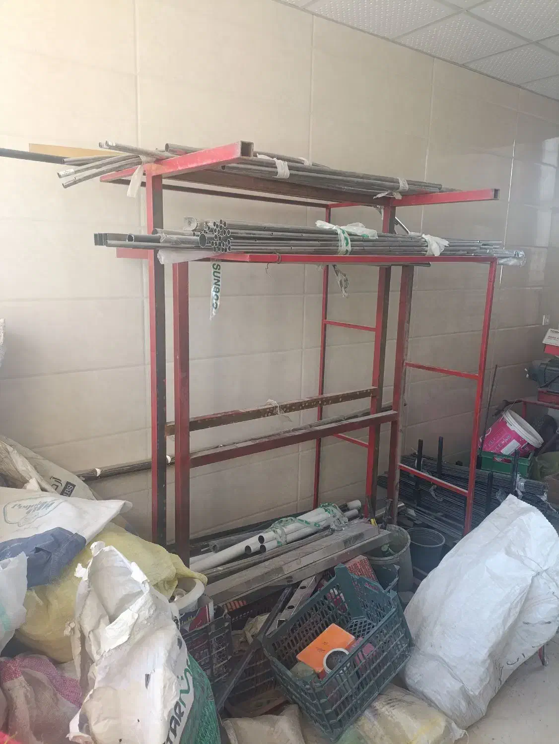 تخت آهنی قهوه خانه ای|تخت و سرویس خواب|همدان, |دیوار