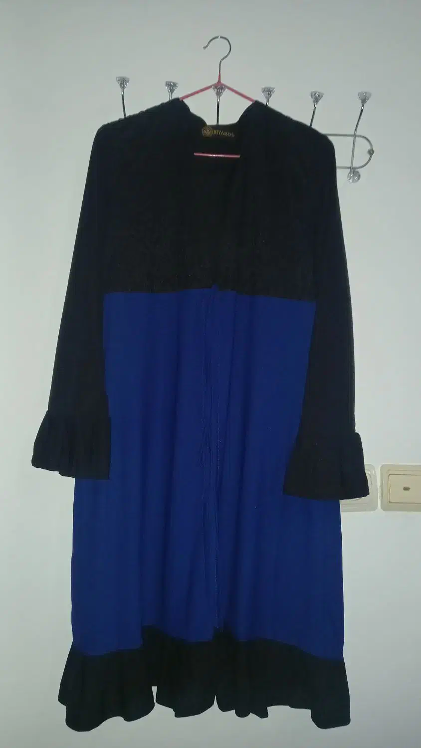 تعدادی مانتو جلو باز|لباس|اصفهان, جنیران (لادان)|دیوار