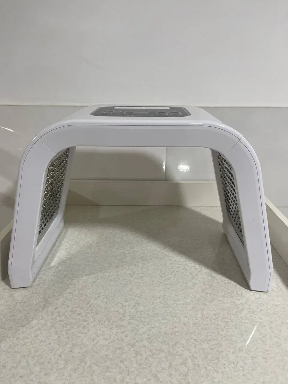 تونل ال ای دی|آرایشگاه و سالن‌های زیبایی|پیرانشهر, |دیوار