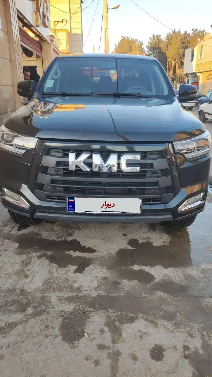 ماشین کی ام سی ۱۴۰۲|خودرو سواری و وانت|زاهدان, |دیوار