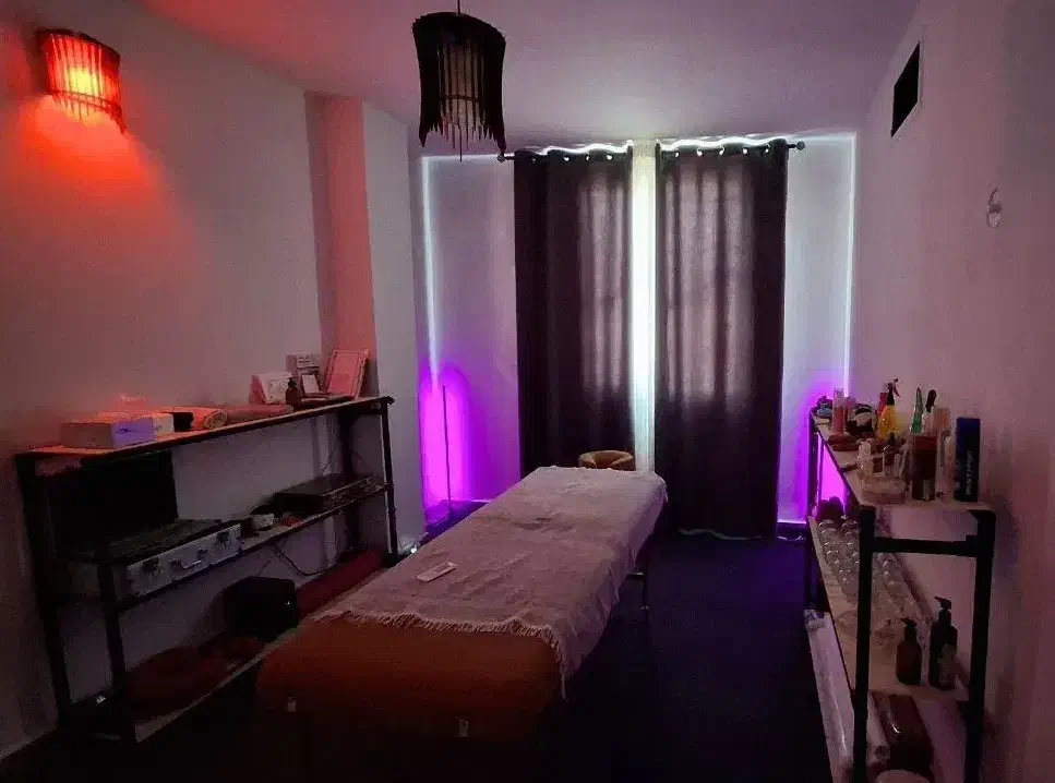 ماساژ اصولی اندیشه فاز یک|خدمات آرایشگری و زیبایی|اندیشه, اندیشه فاز ۱|دیوار