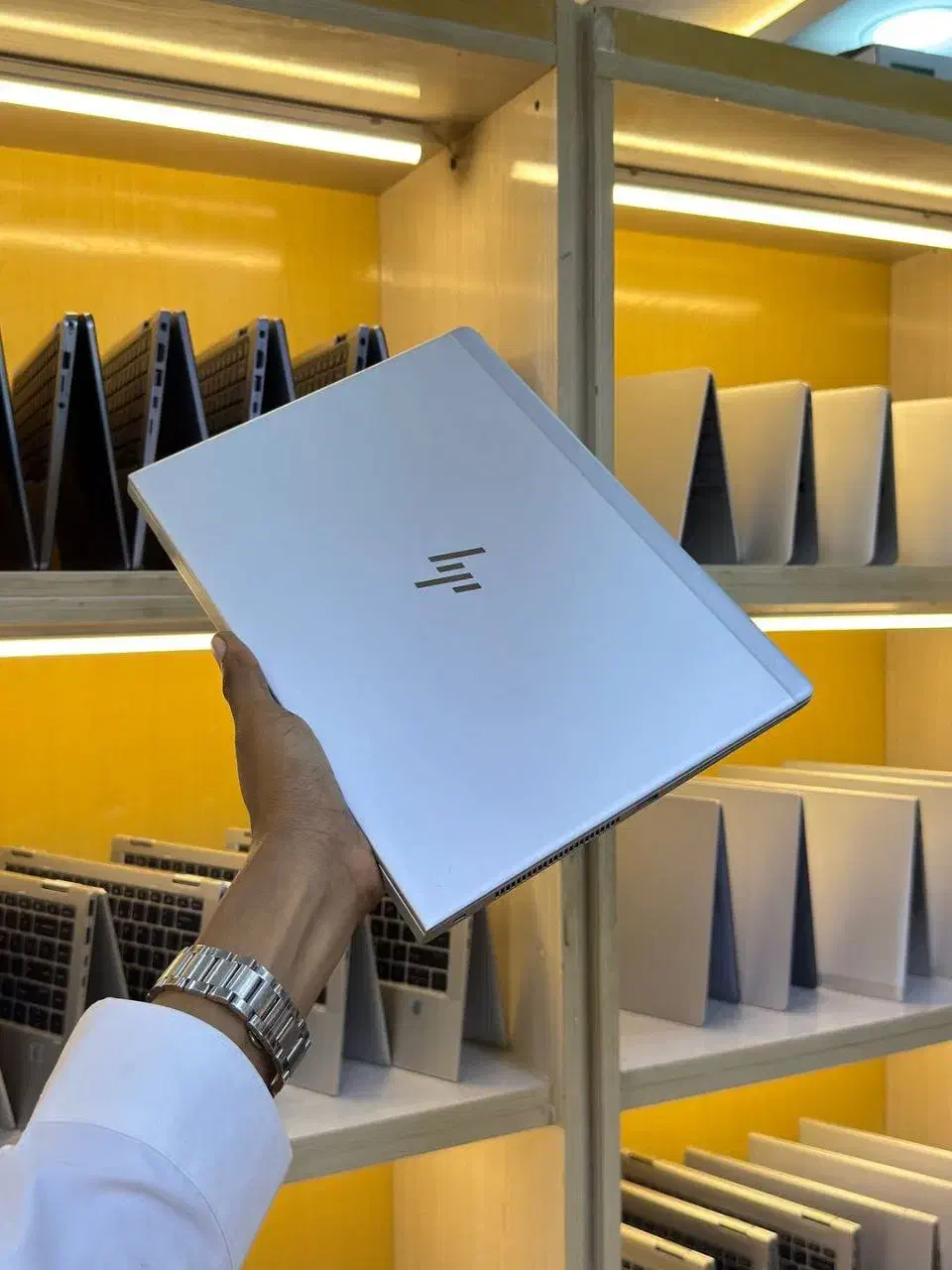 فروش ۳۰۰ مدل لپ تاپ استوک وارداتی اقساطی با یک چک|رایانه همراه|تهران, میرداماد|دیوار