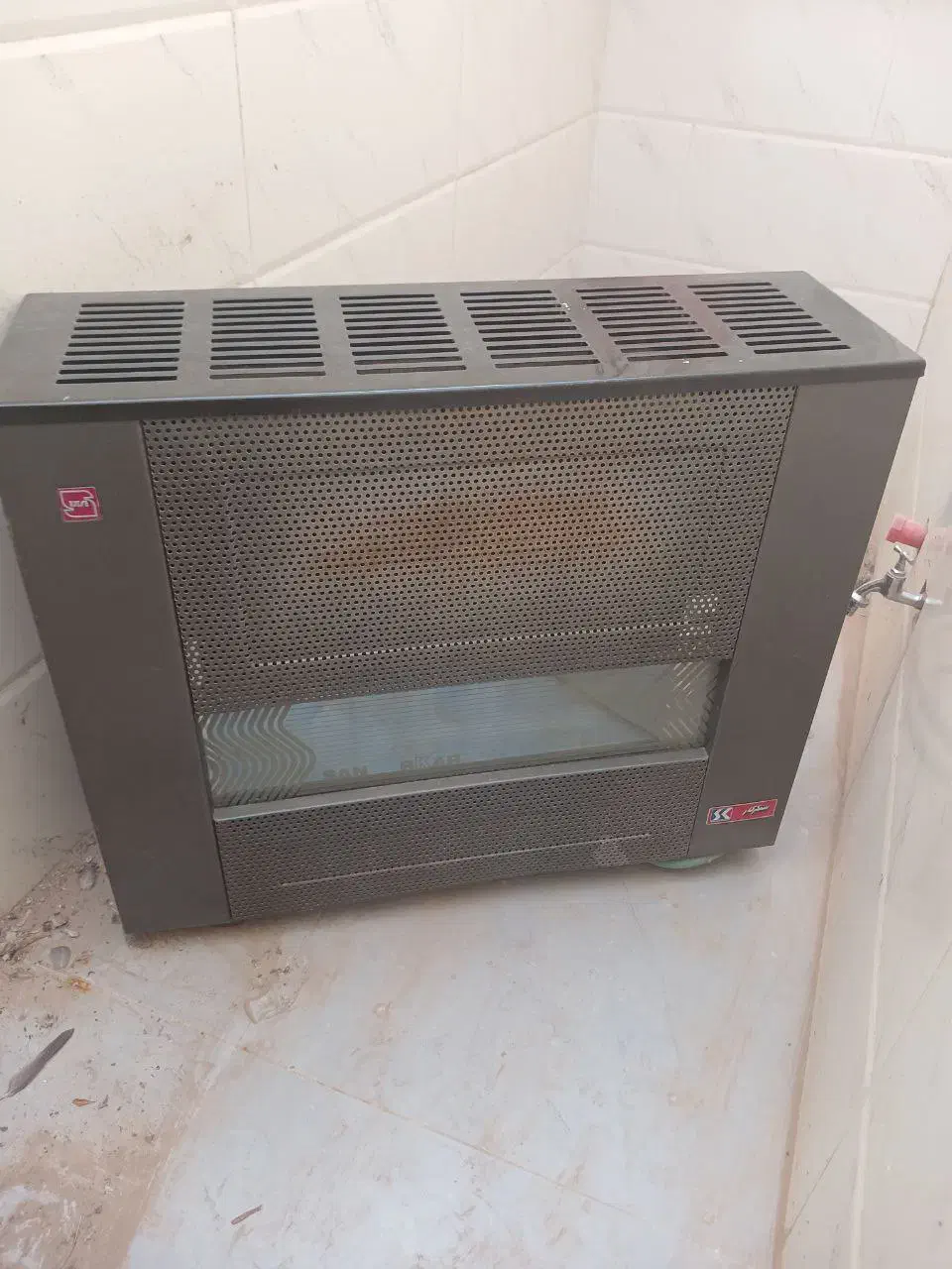 بخاری|بخاری، هیتر، شومینه|اردکان, |دیوار