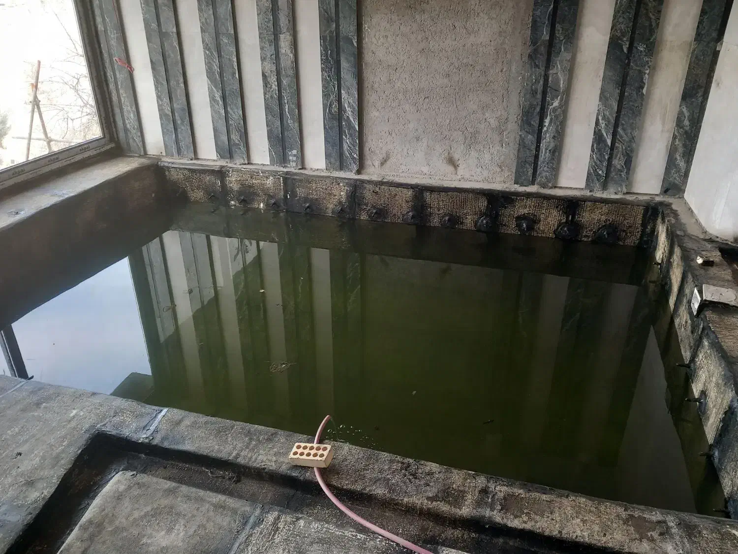 ایزوگام کاری کاشی کاری بدنه و سرامیک سنگ کاری|خدمات پیشه و مهارت|مشهد, کلاهدوز|دیوار