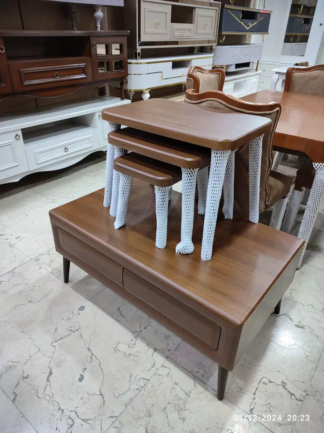 جلو مبلی و عسلی|مبلمان خانگی و میز عسلی|کرج, پیشاهنگی|دیوار